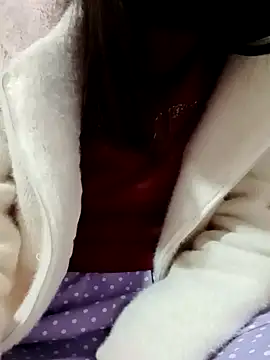 Snapshot of Cute20love20 chatting on January 27, 10:49 pm Cute20love20 online show from January 27, 10:49 pm