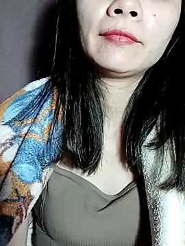 Snapshot of Cute20love20 chatting on February 5, 2:16 pm Cute20love20 online show from February 5, 2:16 pm