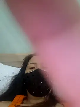 Baby-sexytits18 online show from March 6, 10:04 pm