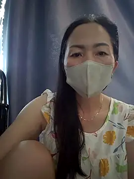 Baby-sexytits18 online show from October 13, 11:27 pm