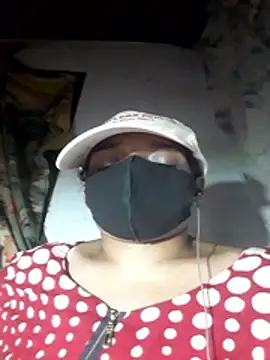 Snapshot of Tharukasenevirathne chatting on May 28, 4:04 pm Tharukasenevirathne online show from May 28, 4:04 pm