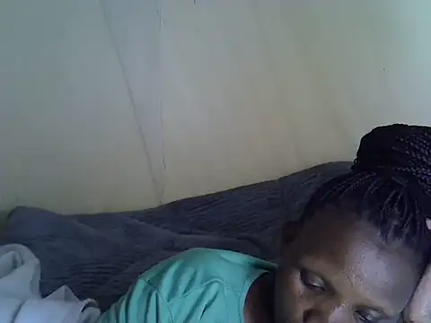 Snapshot of Sweet_serah chatting on October 27, 6:12 pm Sweet serah online show from October 27, 6:12 pm