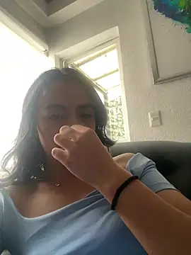 Snapshot of Zara_dulce chatting on April 8, 11:59 pm Zara dulce online show from April 8, 11:59 pm