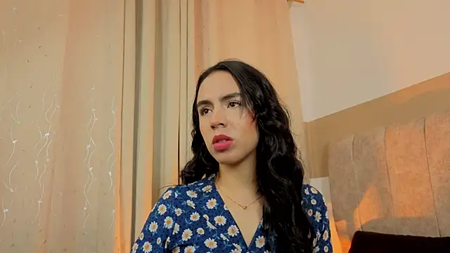 Snapshot of Zara_dulce chatting on April 27, 1:09 pm Zara dulce online show from April 27, 1:09 pm