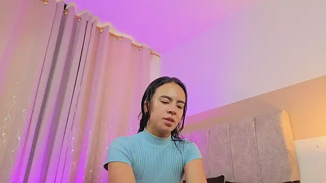 Snapshot of Zara_dulce chatting on April 30, 12:00 pm Zara dulce online show from April 30, 12:00 pm