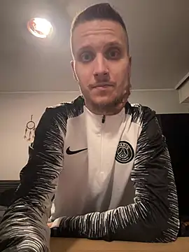 BWC69 69 69 online show from December 28, 7:54 pm