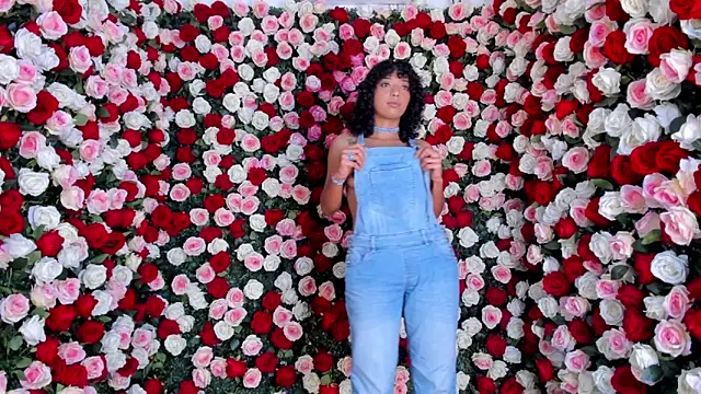 Ariella Ruiz online show from February 10, 12:42 pm