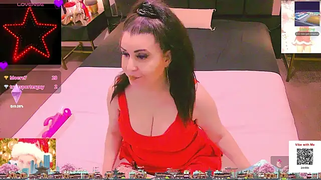 Snapshot of Rosse52 chatting on December 12, 2:48 am Rosse52 online show from December 12, 2:48 am
