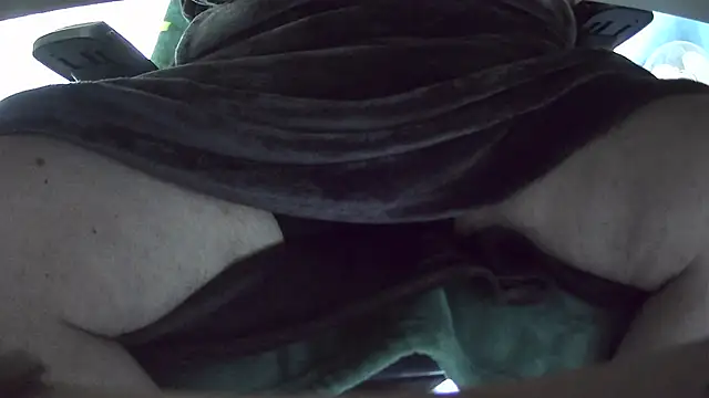 mignonpetitzizi84 online show from October 12, 3:00 pm