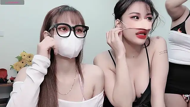 LyLy Office online show from December 18, 2:10 am