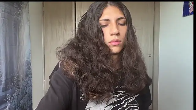 Snapshot of gabriel__manson chatting on September 12, 9:37 pm gabriel manson online show from September 12, 9:37 pm