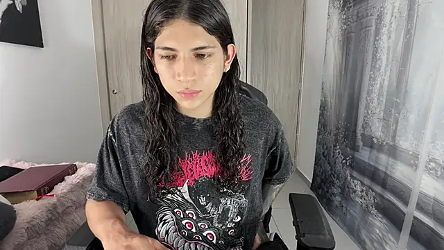 Snapshot of gabriel__manson chatting on February 1, 11:14 pm gabriel manson online show from February 1, 11:14 pm