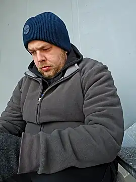 Snapshot of PupW0lfy chatting on January 14, 11:31 am PupW0lfy online show from January 14, 11:31 am