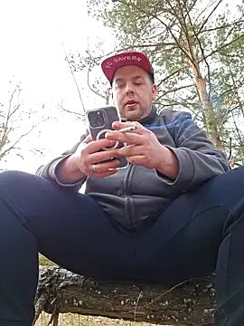 Snapshot of PupW0lfy chatting on January 27, 11:32 am PupW0lfy online show from January 27, 11:32 am