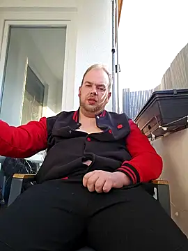 Snapshot of PupW0lfy chatting on February 10, 2:59 pm PupW0lfy online show from February 10, 2:59 pm