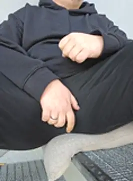 Snapshot of PupW0lfy chatting on October 15, 10:15 am PupW0lfy online show from October 15, 10:15 am