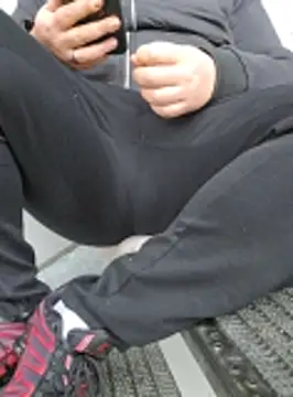 Snapshot of PupW0lfy chatting on October 16, 10:16 am PupW0lfy online show from October 16, 10:16 am