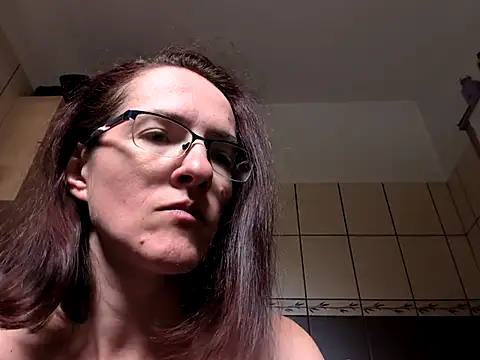Milky hairy mommy online show from November 4, 7:29 am
