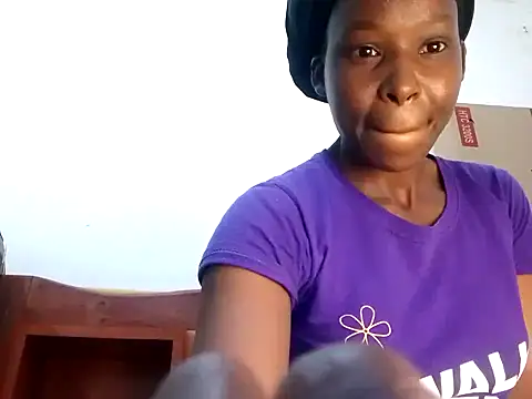 Claris2 online show from October 18, 8:09 pm