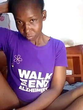 Snapshot of Claris2 chatting on February 18, 8:49 pm Claris2 online show from February 18, 8:49 pm