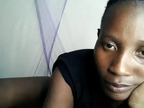 Snapshot of juiccypussy chatting on April 18, 5:39 pm juiccypussy online show from April 18, 5:39 pm
