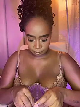 Britanymooree online show from March 21, 10:02 pm