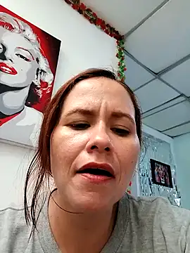 Snapshot of Magica_lorena chatting on March 6, 2:51 pm Magica lorena online show from March 6, 2:51 pm