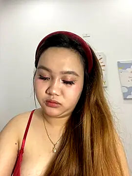 Odette68 online show from November 4, 4:44 am