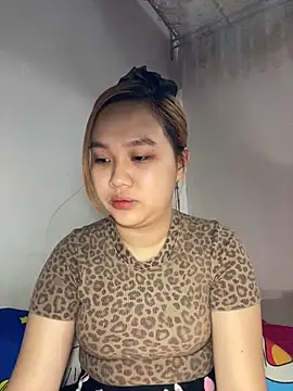 Odette68 online show from June 7, 11:41 pm