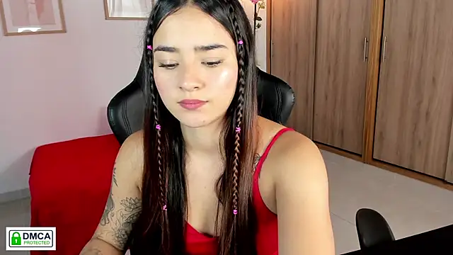 Veronica isaza   online show from July 28, 6:20 pm