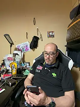 tsugu1105 online show from July 5, 5:58 am