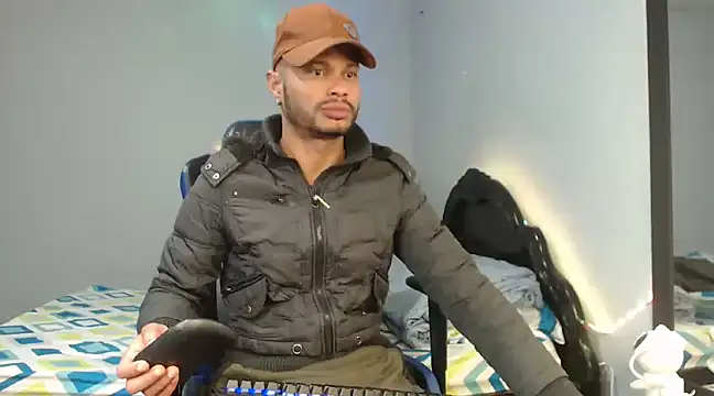 Sebastian lugo online show from March 11, 3:59 am