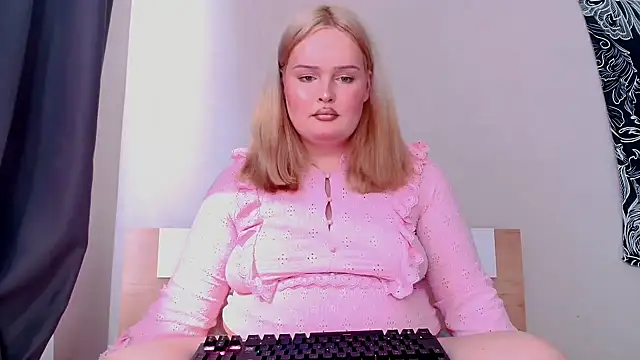 rozzhaos8 online show from June 14, 5:42 am