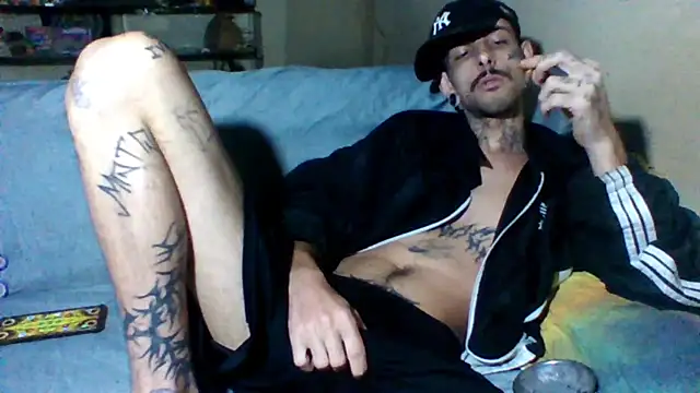 Snapshot of sellvageria chatting on November 7, 6:30 pm sellvageria online show from November 7, 6:30 pm