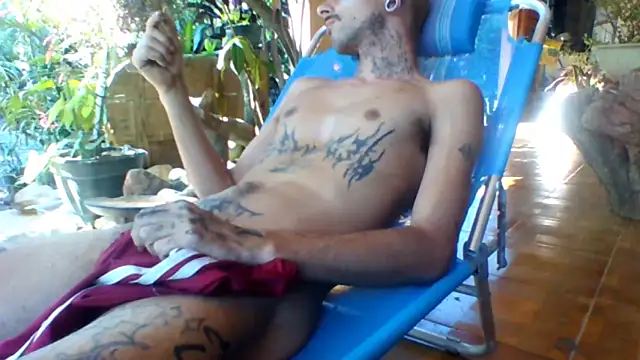 Snapshot of sellvageria chatting on November 21, 6:06 pm sellvageria online show from November 21, 6:06 pm