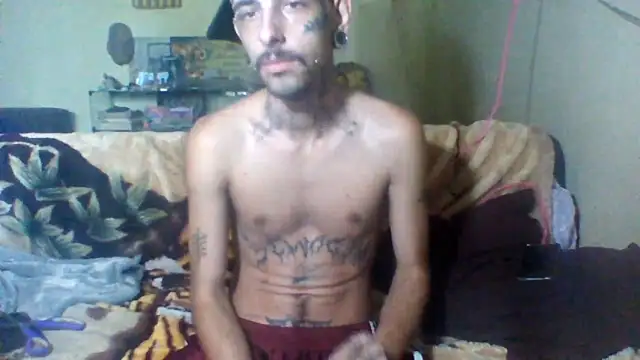 Snapshot of sellvageria chatting on November 30, 1:37 pm sellvageria online show from November 30, 1:37 pm