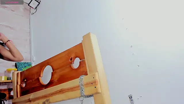 Madame pain  online show from February 17, 11:50 am