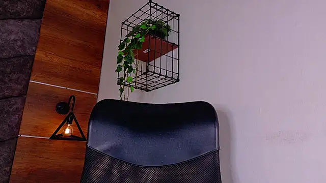 AbbyWathson online show from January 8, 11:56 am