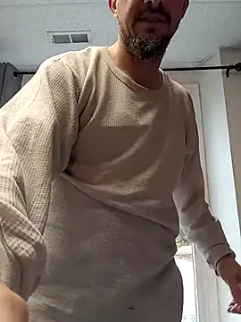 Snapshot of whyteguy410 chatting on December 2, 6:58 pm whyteguy410 online show from December 2, 6:58 pm