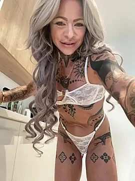 Divina X  online show from July 3, 4:19 am
