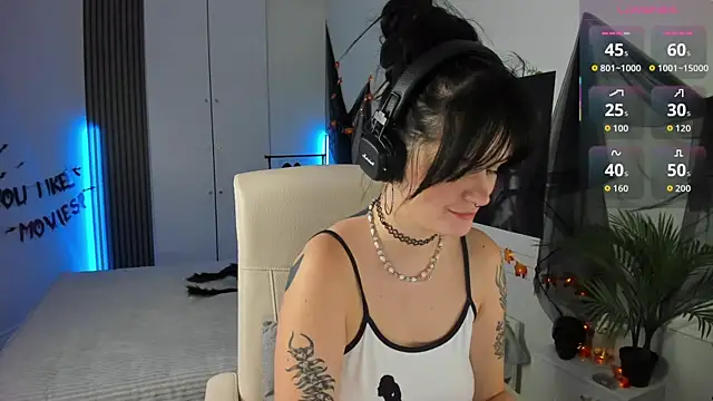 SashaSunlight online show from November 1, 2:30 pm