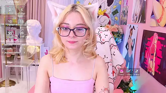 Coconut Mia online show from December 3, 3:20 am