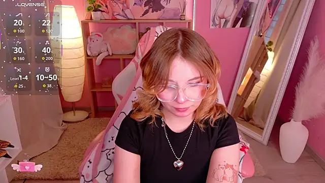 Snapshot of Coconut_Mia chatting on August 4, 2:19 pm Coconut Mia online show from August 4, 2:19 pm