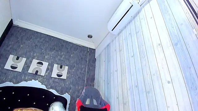 RicoBrown777  online show from February 21, 7:01 am