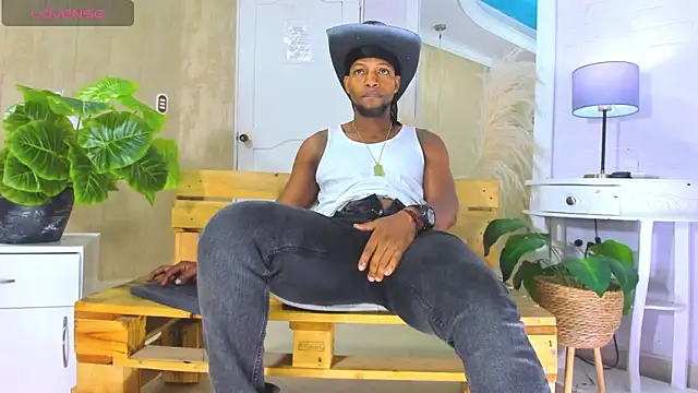 RicoBrown777  online show from June 12, 4:11 am