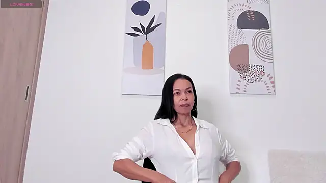 Evawalker  online show from January 26, 1:31 am