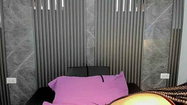 SaraiEvans online show from February 11, 3:11 am