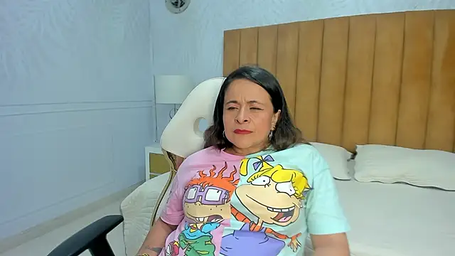 Daphne81  online show from January 23, 8:36 am