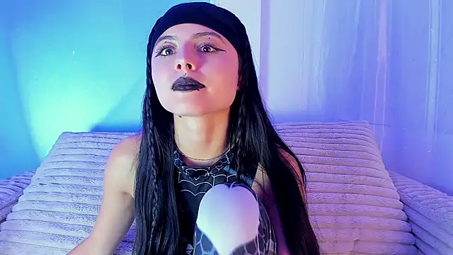 EmilyWithe online show from July 19, 11:41 pm