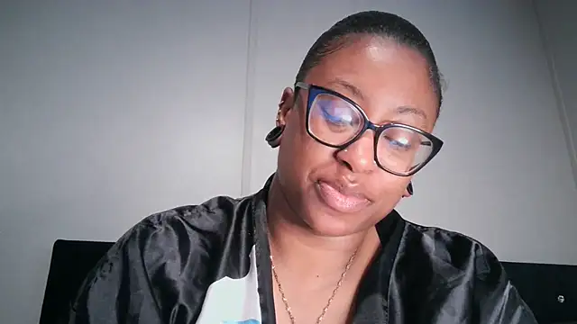 Snapshot of Nyxie_Chaos chatting on October 7, 1:08 pm Nyxie Chaos online show from October 7, 1:08 pm